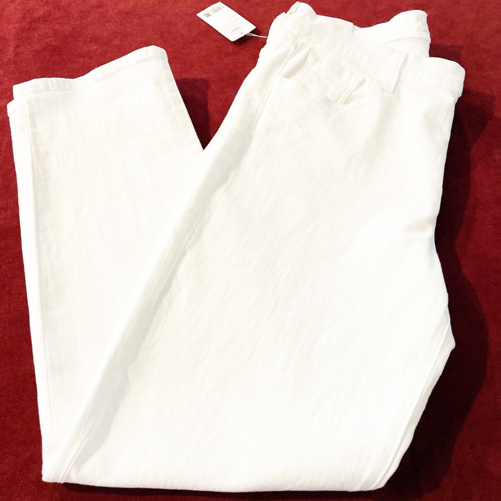 J BRAND ADELE MID-RISE SIZE 31